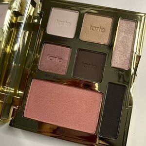 tarte Makeup - Tarte palette brand new tarte Makeup - Tarte palette brand new